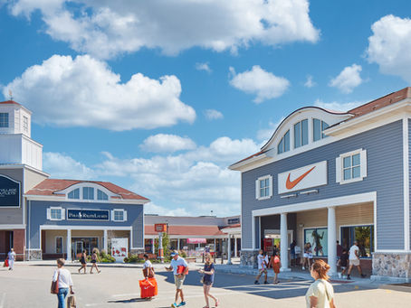 How to Get to Wrentham Village Premium Outlets from Boston for Holiday Shopping