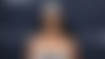 Fenty Beauty: Како шминката ѝ помогна на Ријана да стане милијардер