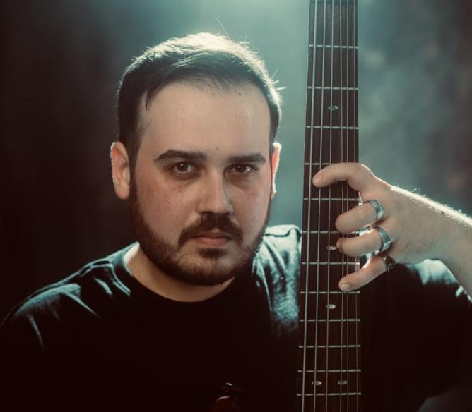 Иван Кукиќ & Sound Therapy го претставуваат синглот и видеоспотот „Зачаран круг“ фото и видео