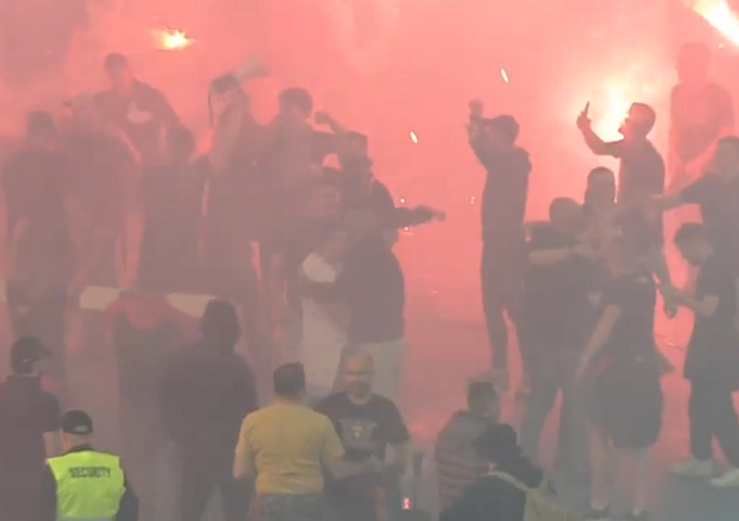 Пиротехниката ја „изгоре“ касата на шампионот Вардар за 17.000 евра