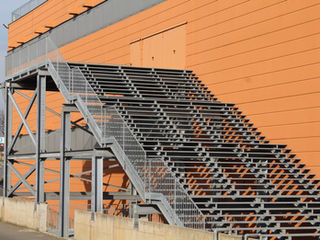 Металлические лестницы