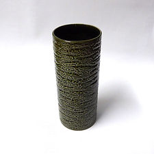 Apollo 8 commemorative vase by Royal Norfolk Pottery, England. 1960s vintage, dark green textured. Mid century/Modernist/Space Age.
