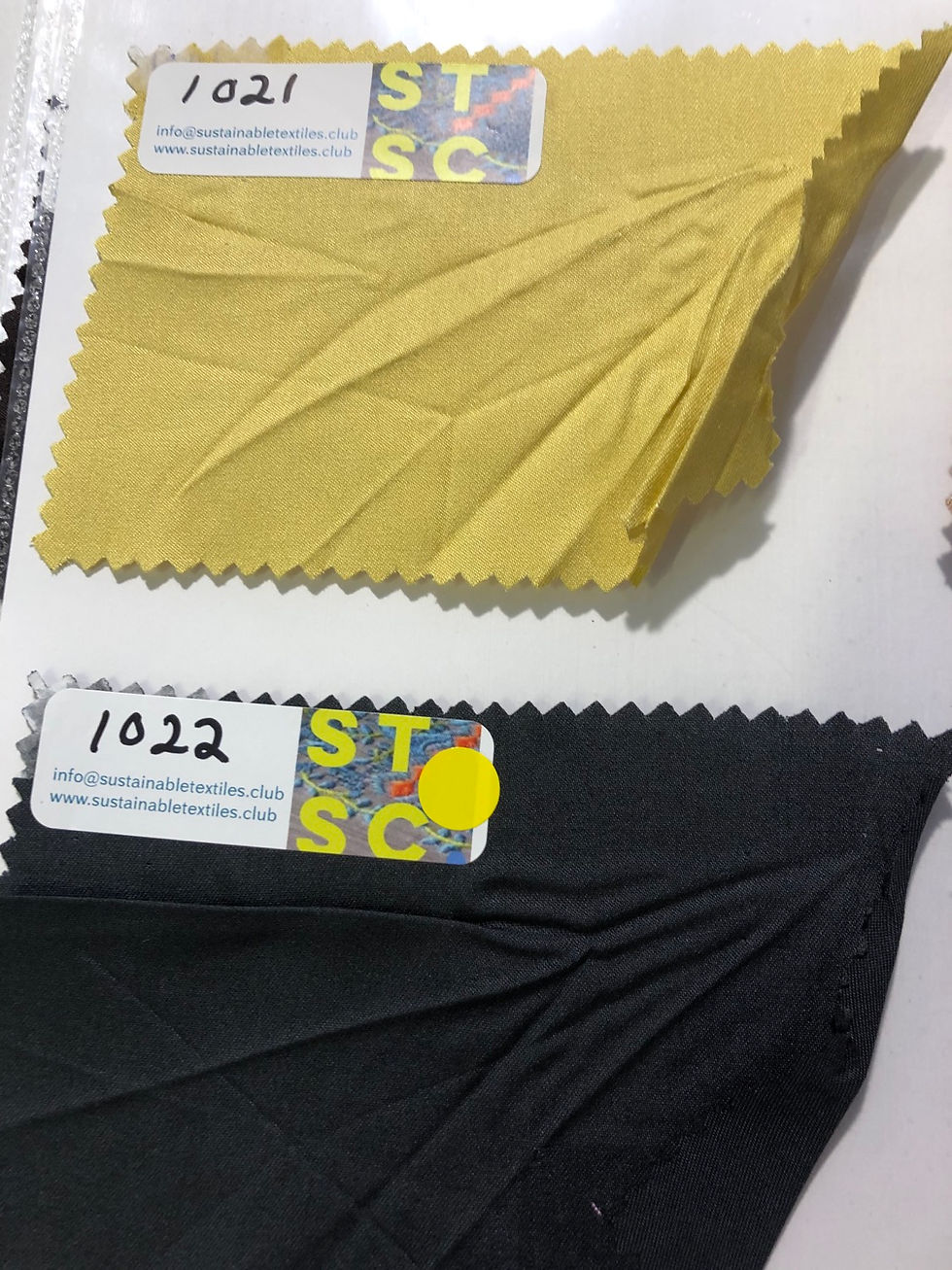 Thumbnail: 21 MODAL™  Twill. 135gsm. 1021 Yellow gold