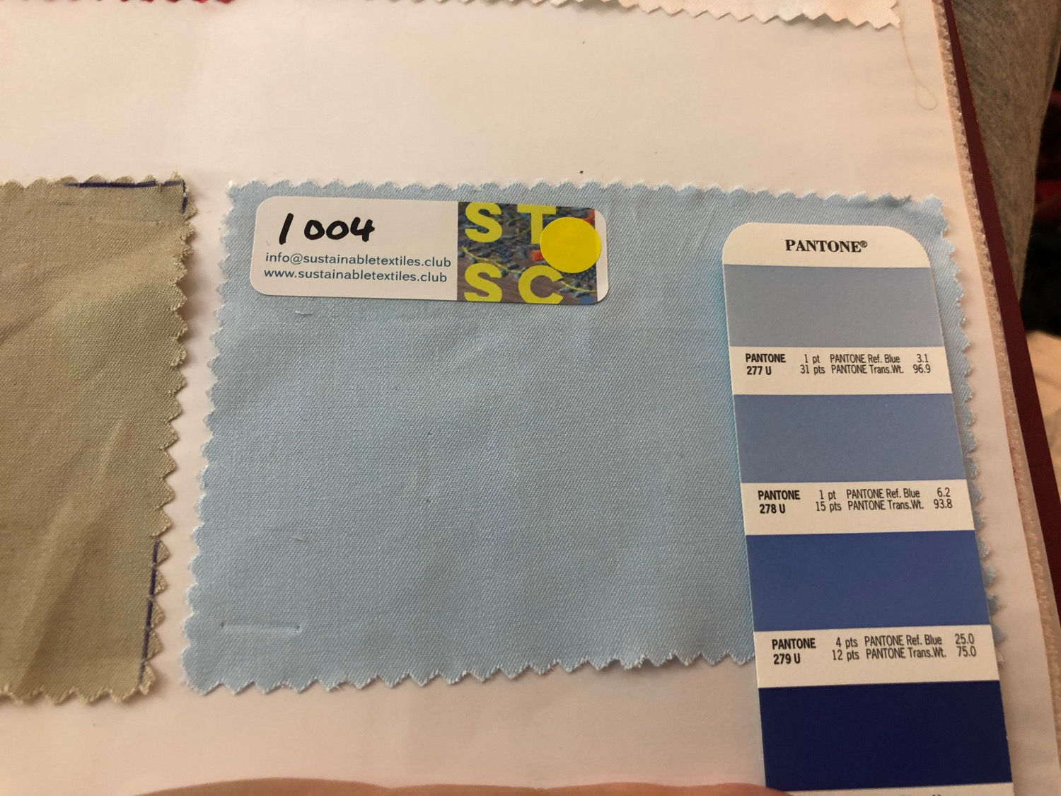 04 MODAL™ Twill. 135gsm. Pale Blue Pantone 276U