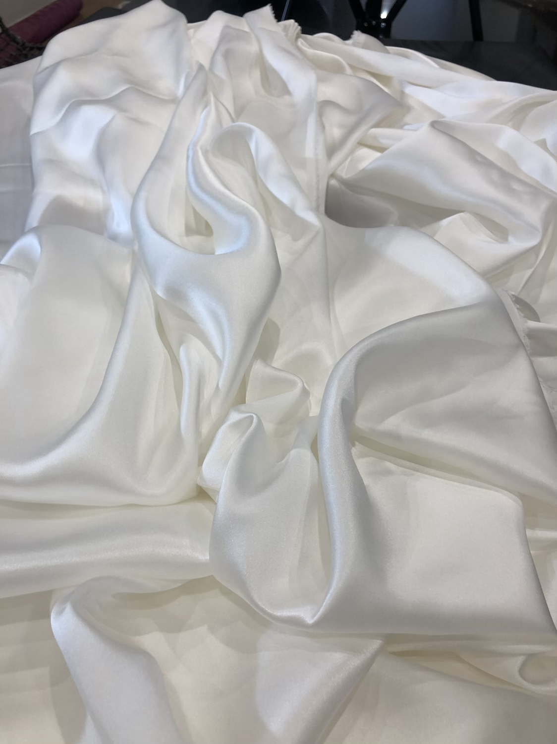 100% PEACE SILK 83gsm/19mm GOTS organic Peace silk.  SAT095-6AM