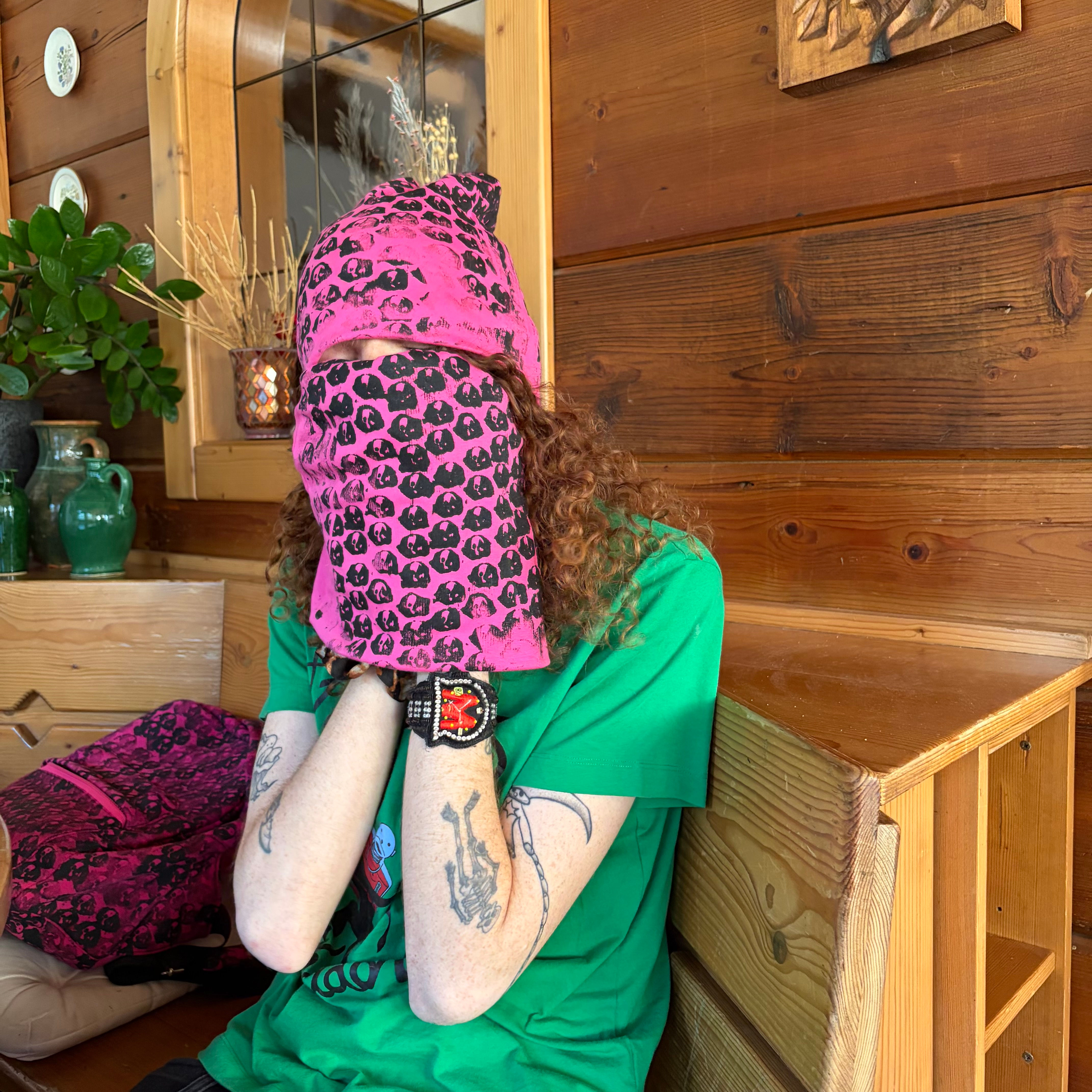 PINK SKULL-BEANIE