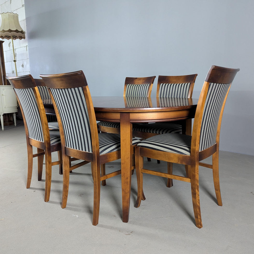 Valgomojo komplektas su 6 kėdėmis