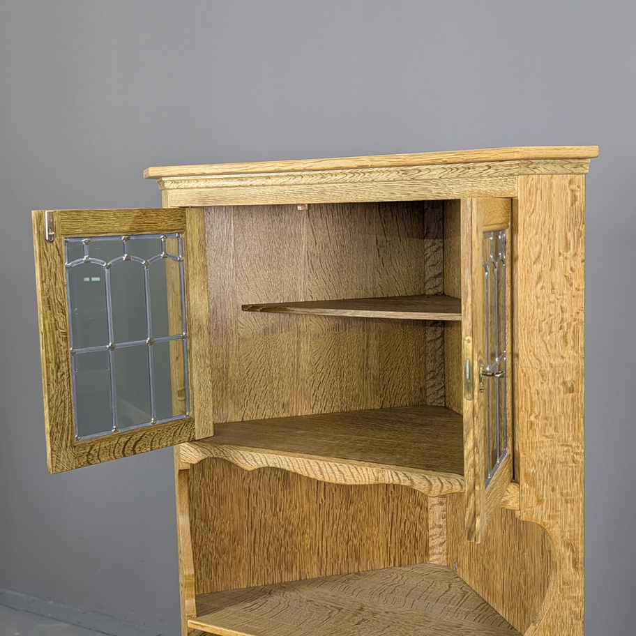 Naudoti baldai, kampinė indauja