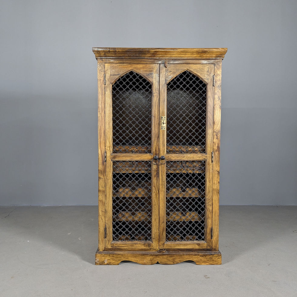 Tvirta ir išraiškinga vyninė