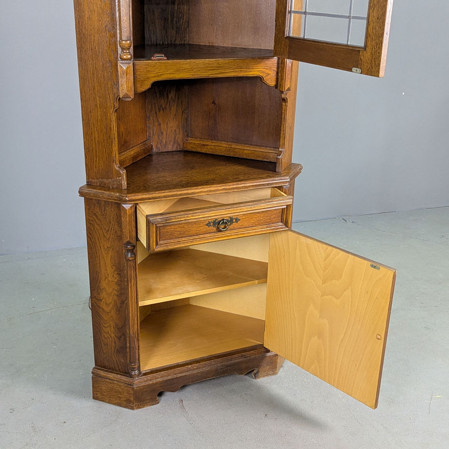 Klasikinė kampinė indauja