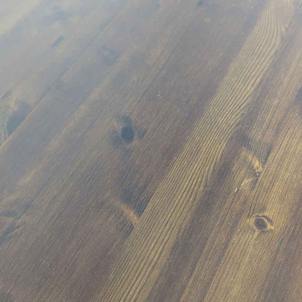 Tamsaus medžio komoda–TV staliukas