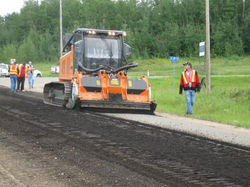 PT-300-with-asphalt-shredder-4(1)