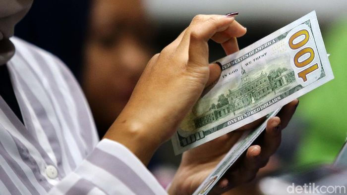 PT KONTAK PERKASA | Dolar AS Tekan Rupiah ke Rp 14.345