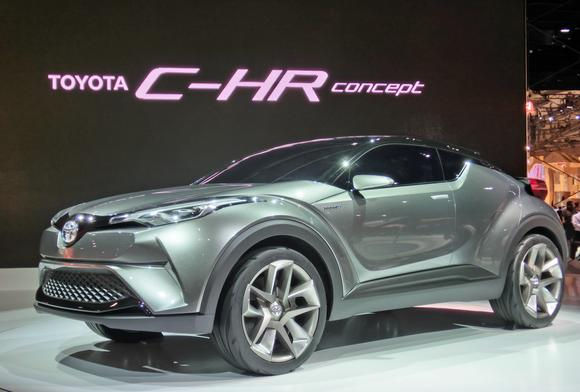 PT KONTAK PERKASA | Alasan Pihak Toyota Belum Luncurkan Toyota C-HR di Indonesia
