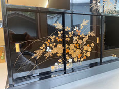 大切にされていた飾り棚を修理✨