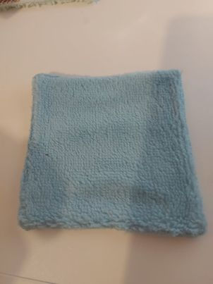 Miniature : Lingette lavable à l'unité Reine des neiges et bleu12x12cm