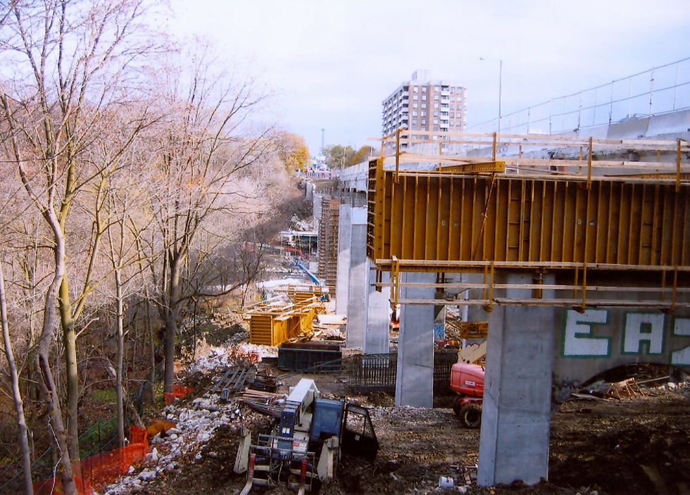 Dundas Street Structure 1