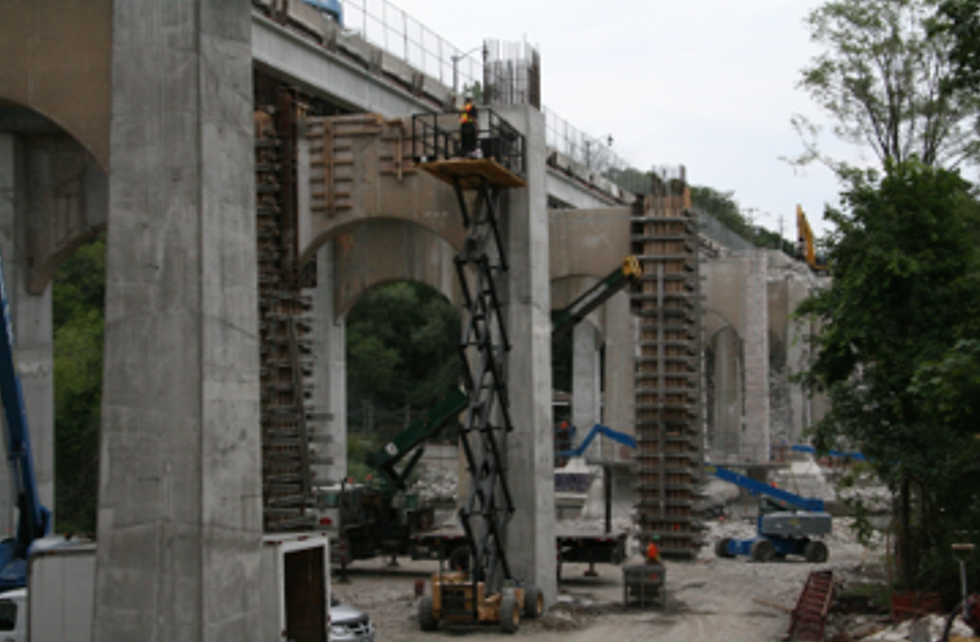 Dundas Street Structure 3