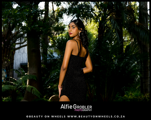 Lireze Photography, Figure of 8, Karen Pretorius Photography, Obsession Photography, Wynand van Der Merwe, Estillo, Arline Photography, Ikani Art, Photavia, Top wedding photographer Gauteng, Wedding photographer, wedding photos, Affordable top quality wedding photographer, canon, all inclusive makeup, hair and photography packages, wedding photography packages, elopement photography packages, Matric Farwell packages, Professional matric Farewell makeup, Professional Matric Farewell Hair Styling