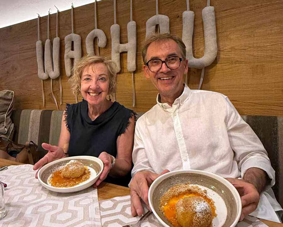 Gerlinde und Bernd lassen es sich schmecken ...