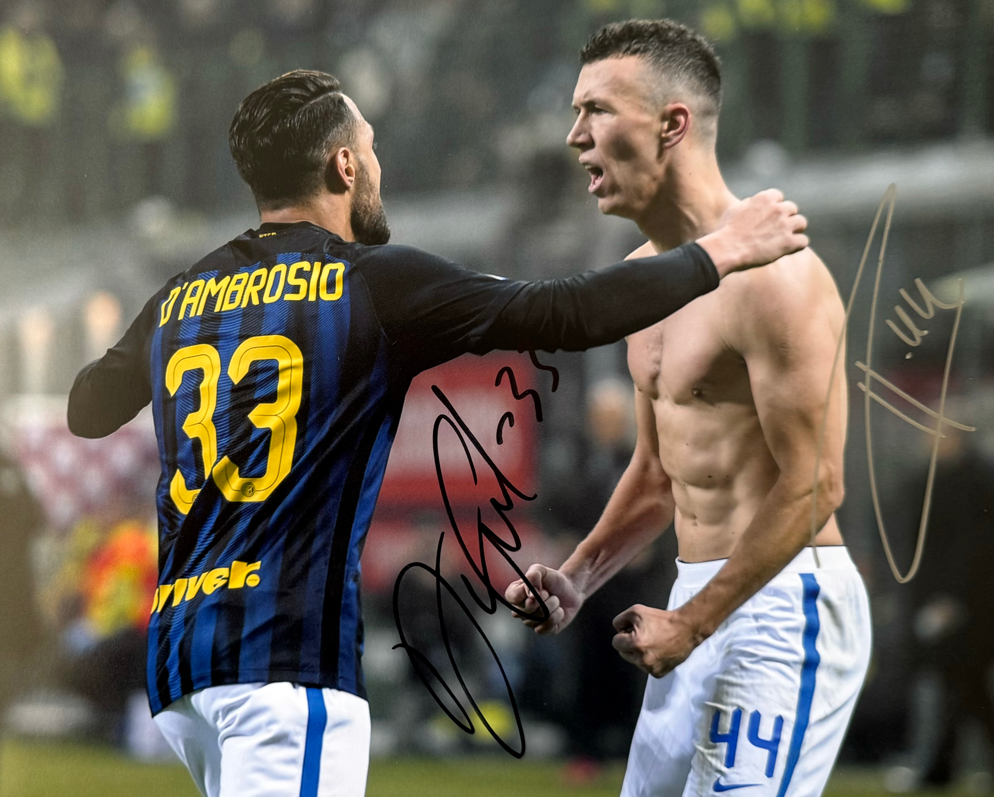 Danilo D'Ambrosio & Ivan Perišić Signed 10x8 Inter Milan Photo