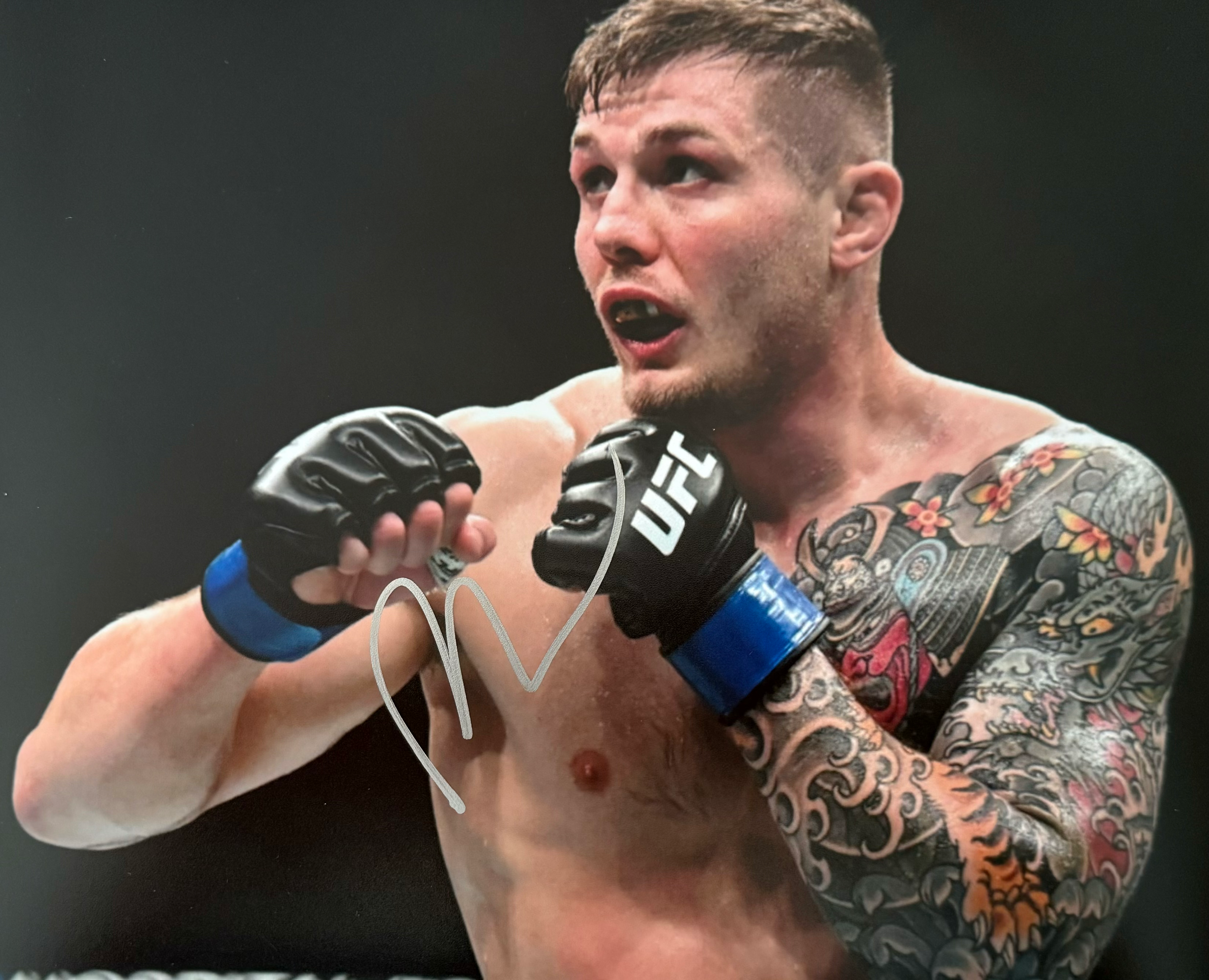 Marvin Vettori Signed 10x8 Photo 