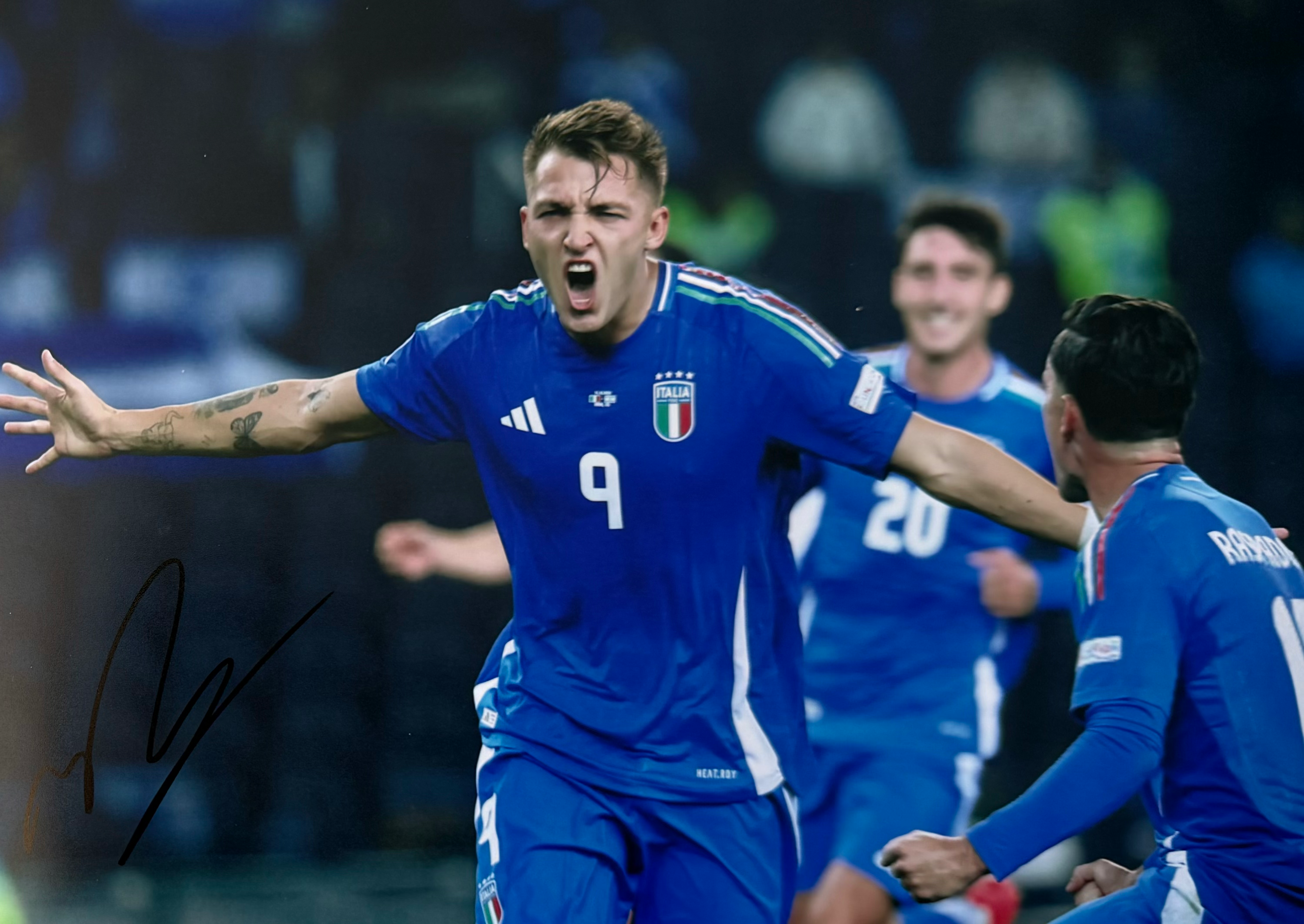 Mateo Retegui Signed Italy A4 Photo (5)