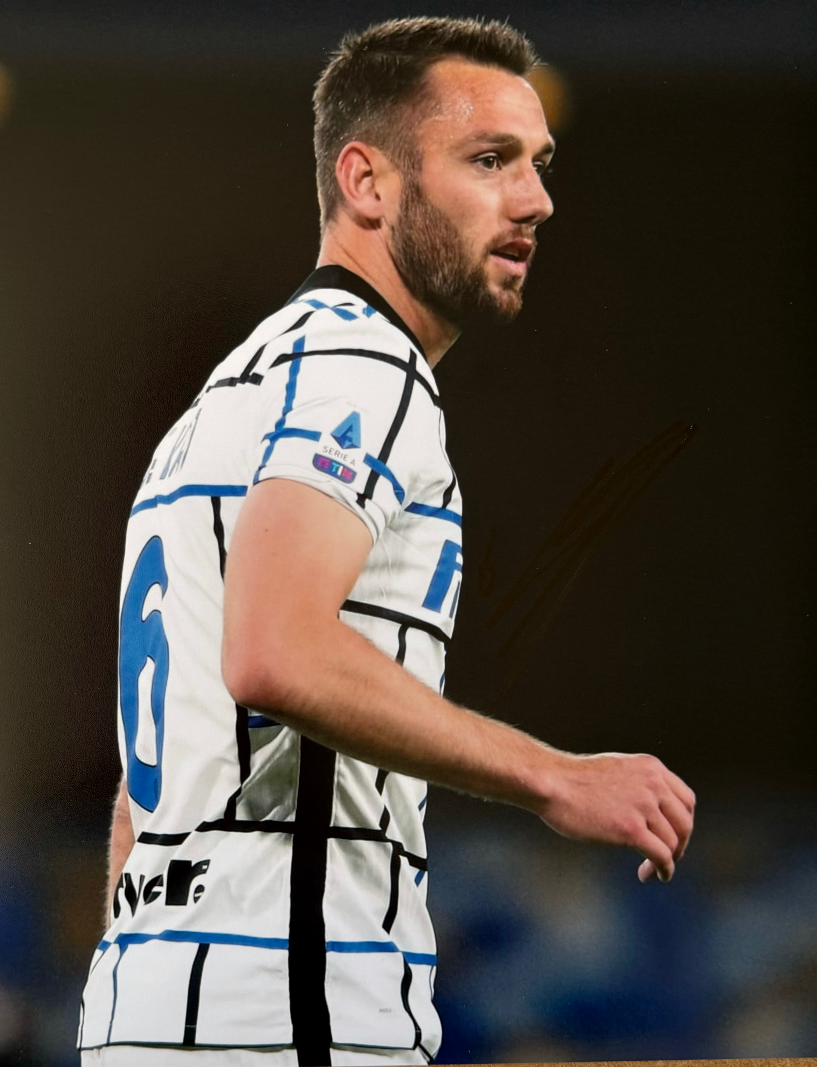 Stefan de Vrij Signed 10x8 Inter Milan Photo (6)