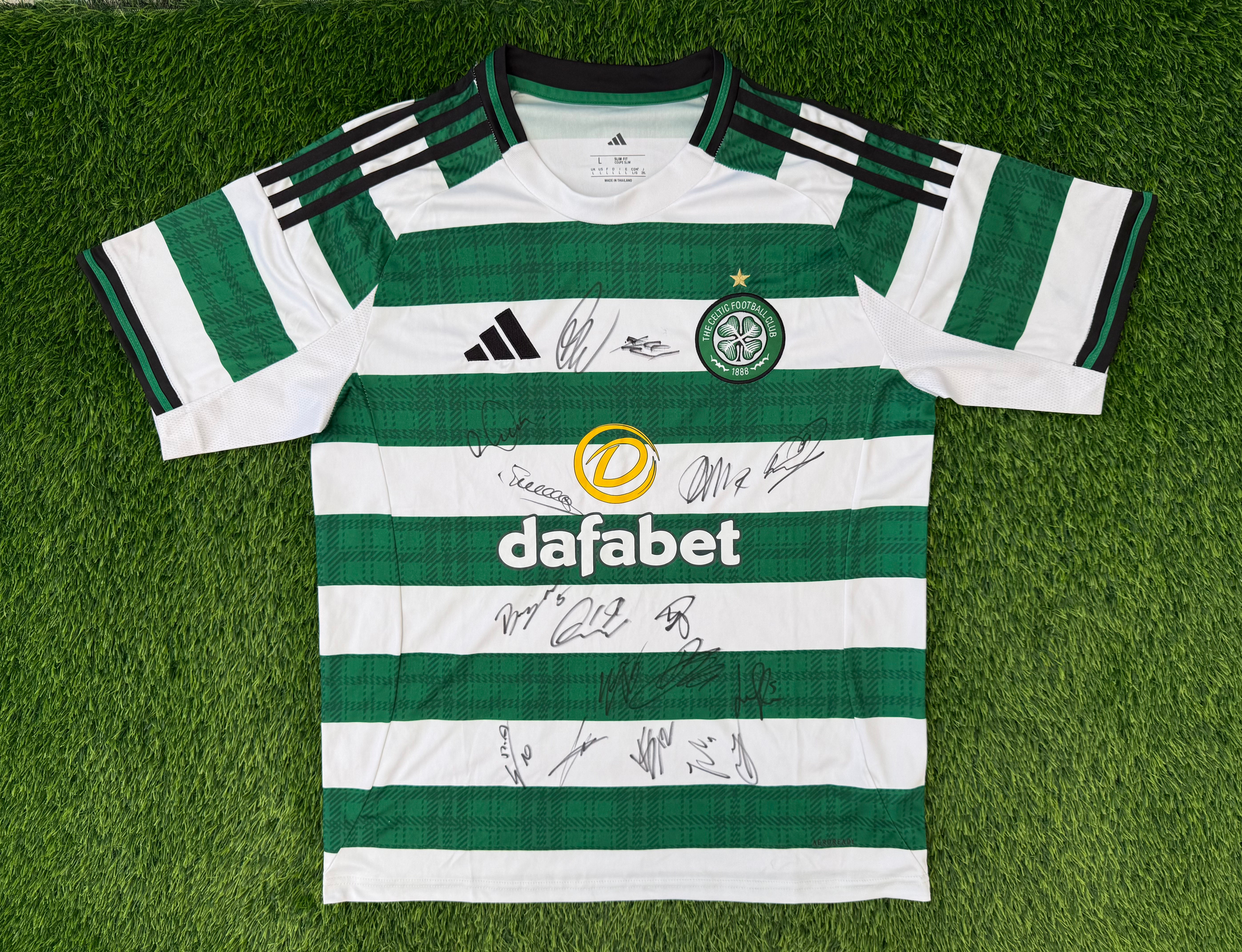 Celtic Signed 2025/2026 Shirt (2)