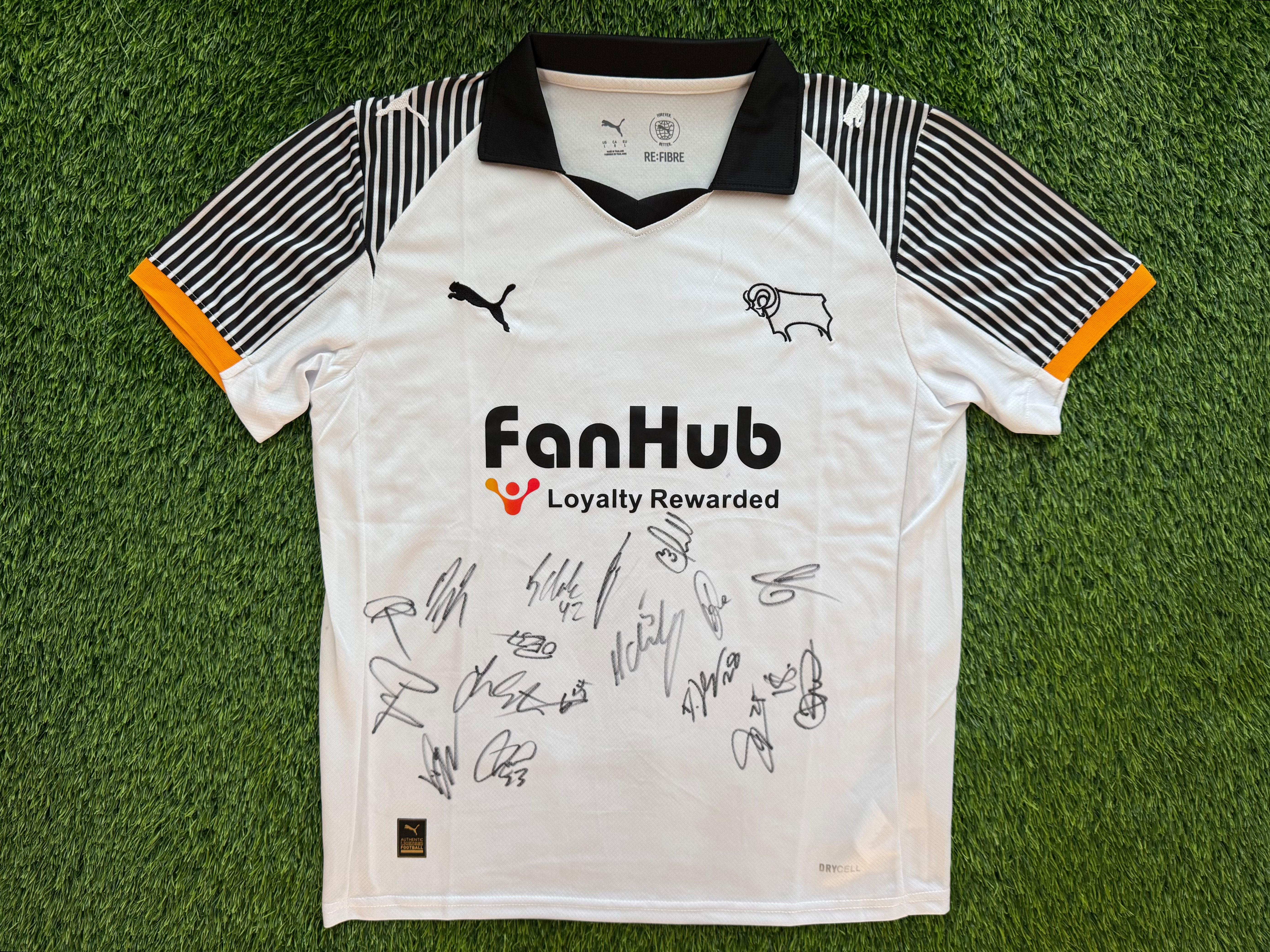 Derby County Signed 2025/2026 Shirt (3)