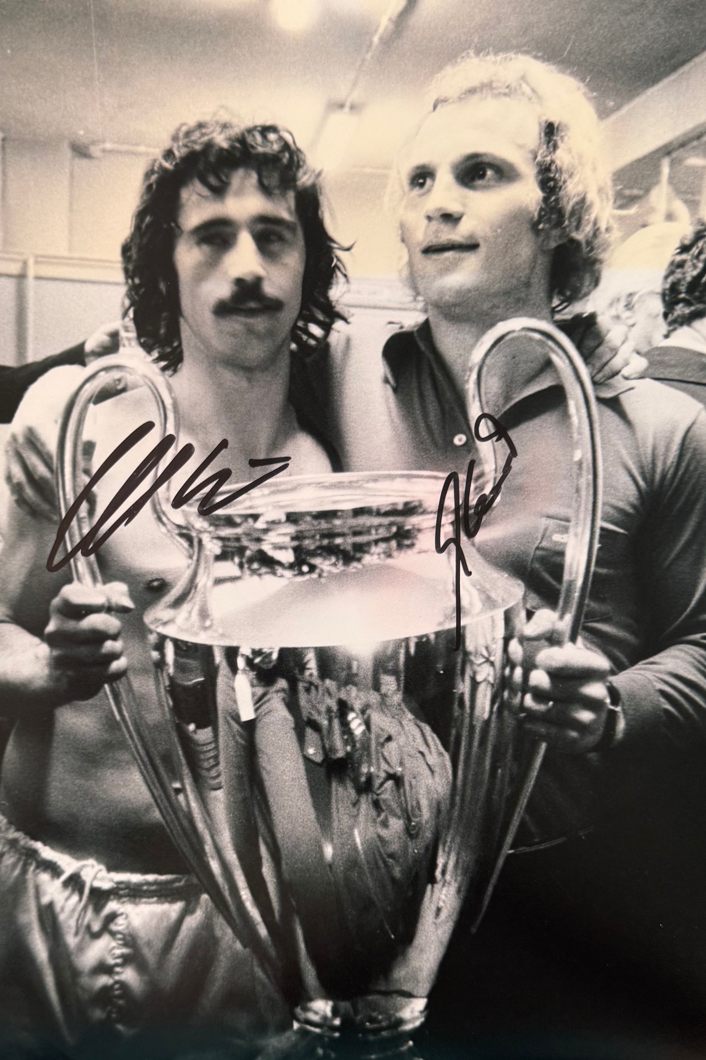 Gerd Muller & Uli Hoeneß Signed Bayern Munich 12x8 Photo