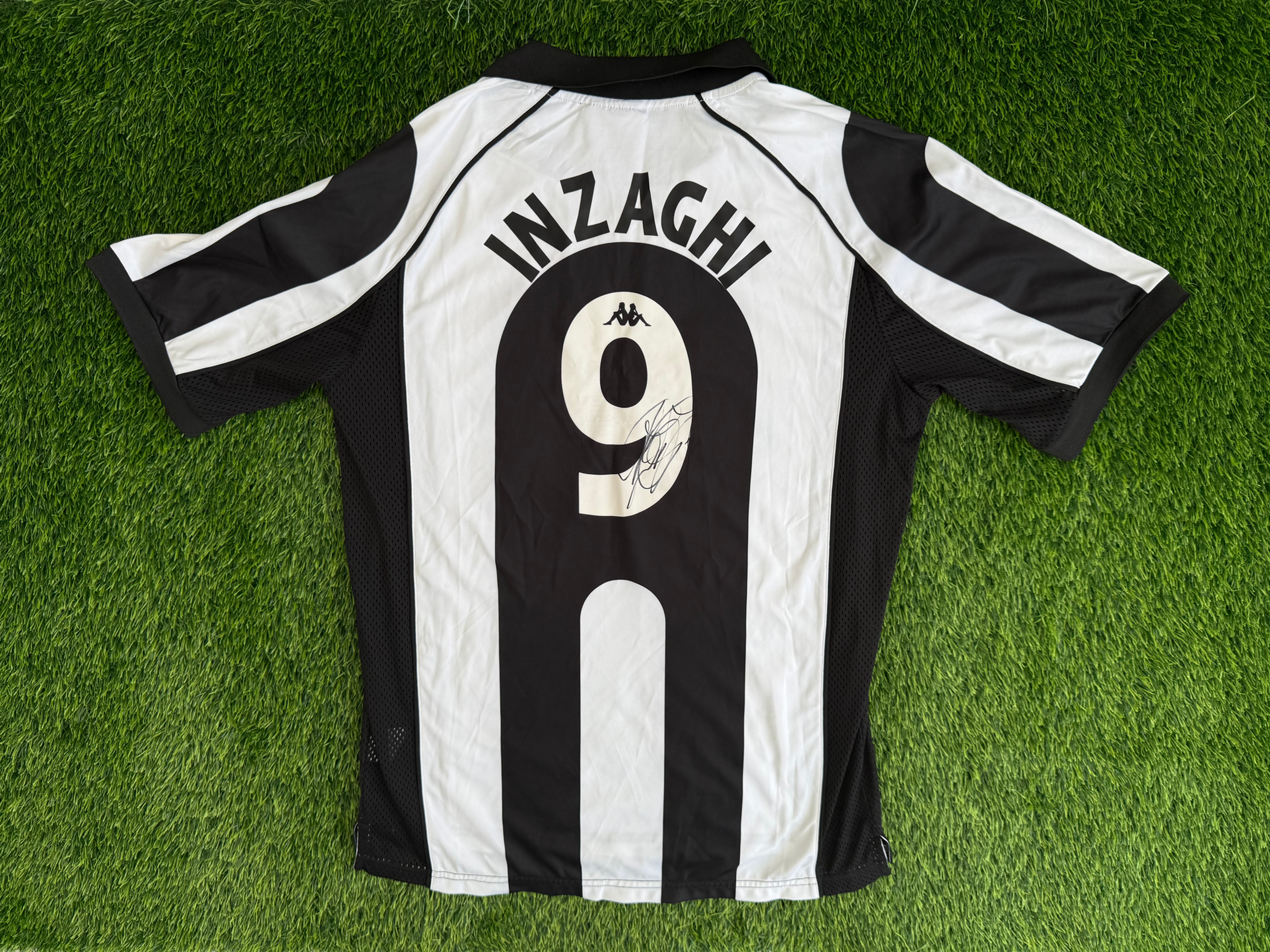 Filippo Inzaghi Signed Juventus 1997/1998 Shirt