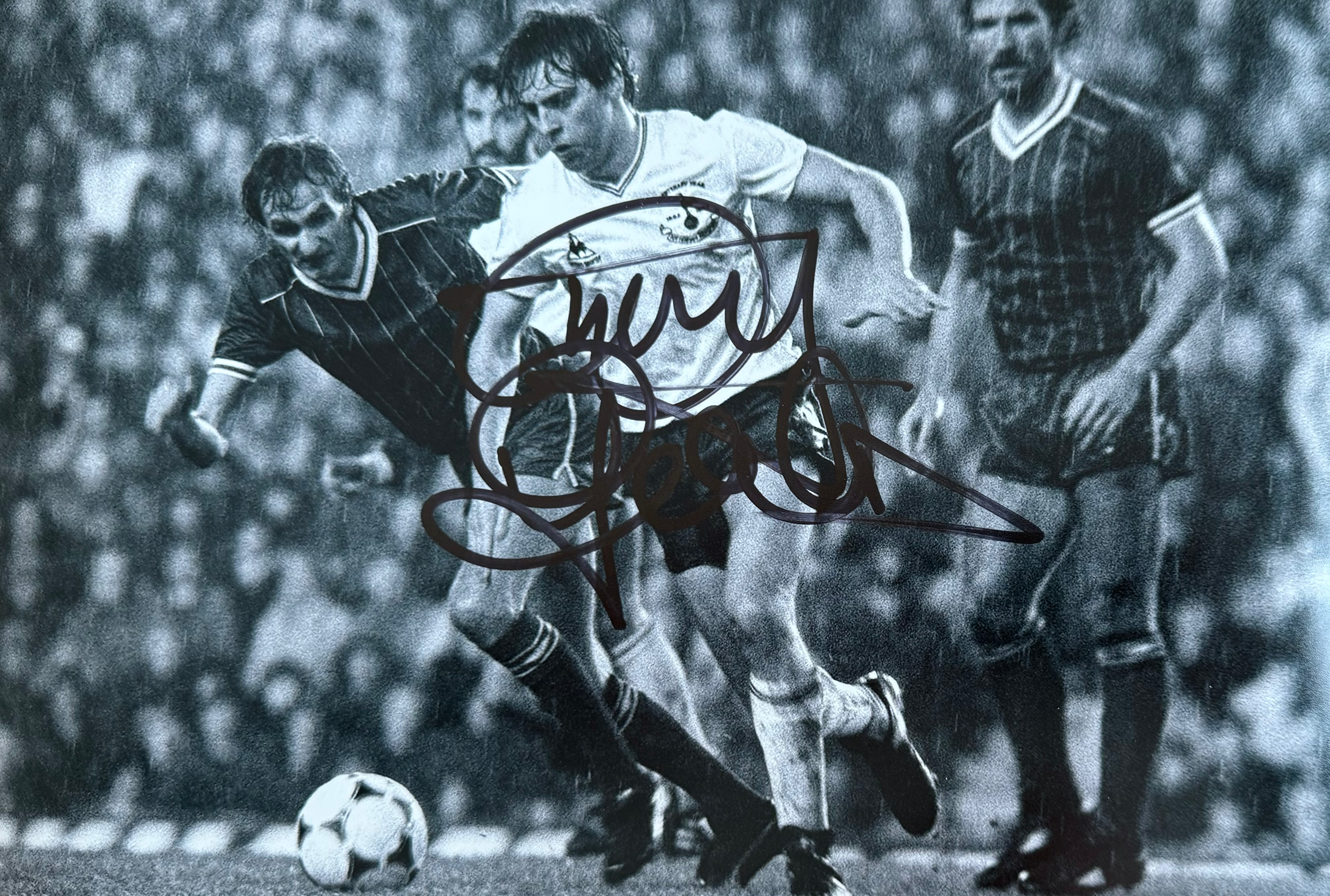 Tony Gavin Signed A4 Tottenham Hotspur Photo (3)