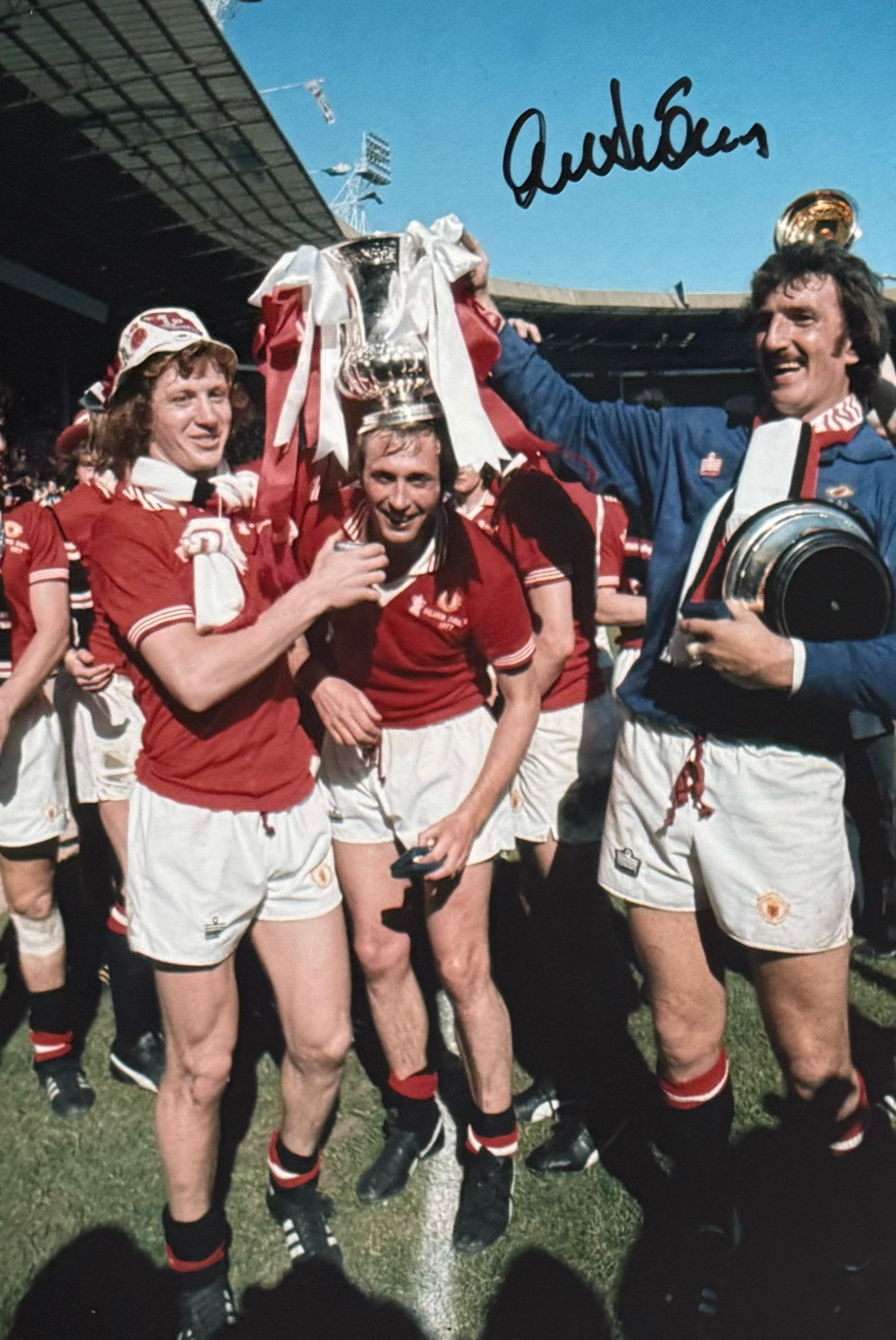 Alex Stepney Signed A4 Manchester United Photo (12)
