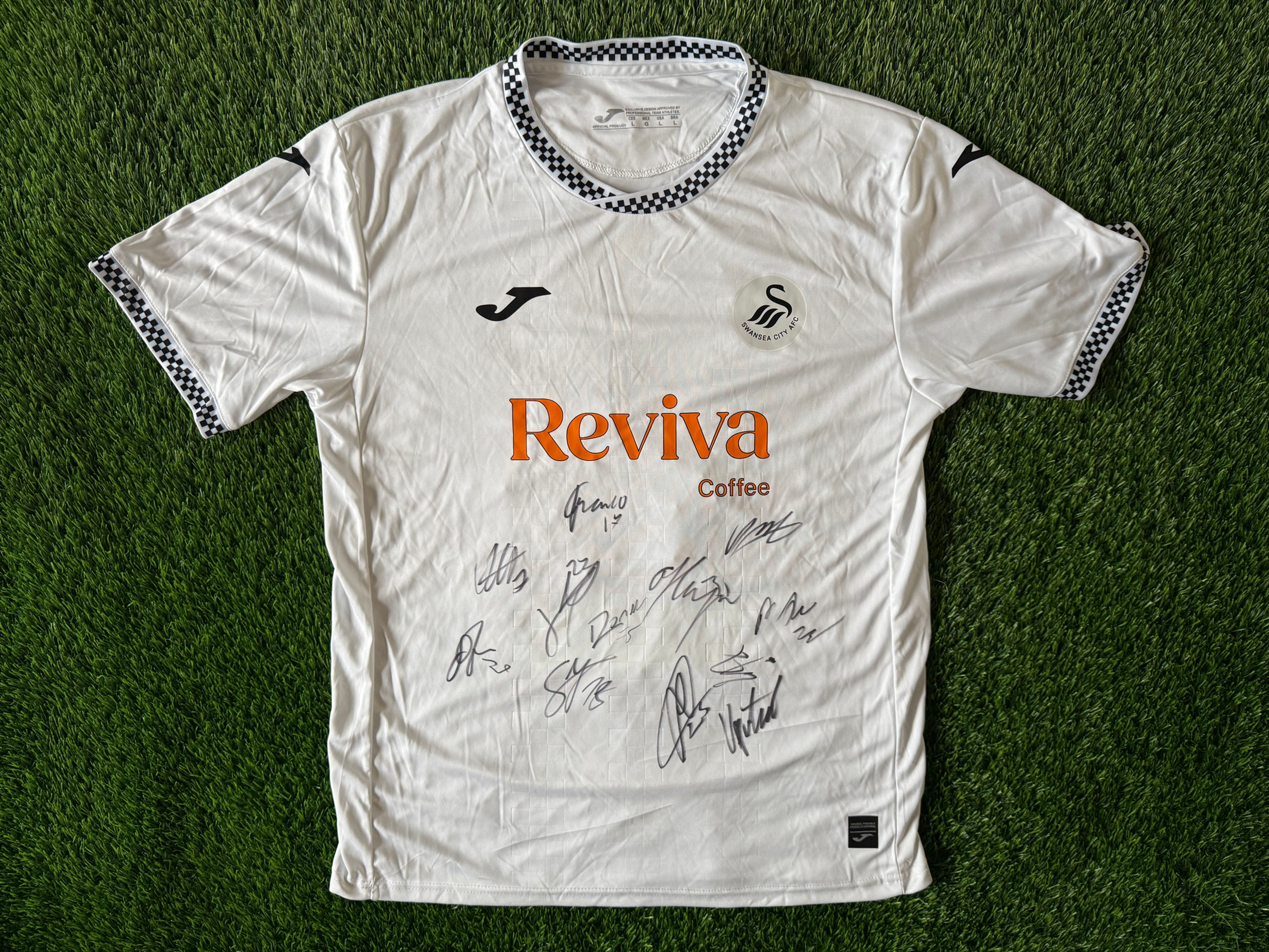 Swansea City Signed 2025/2026 Shirt (3)