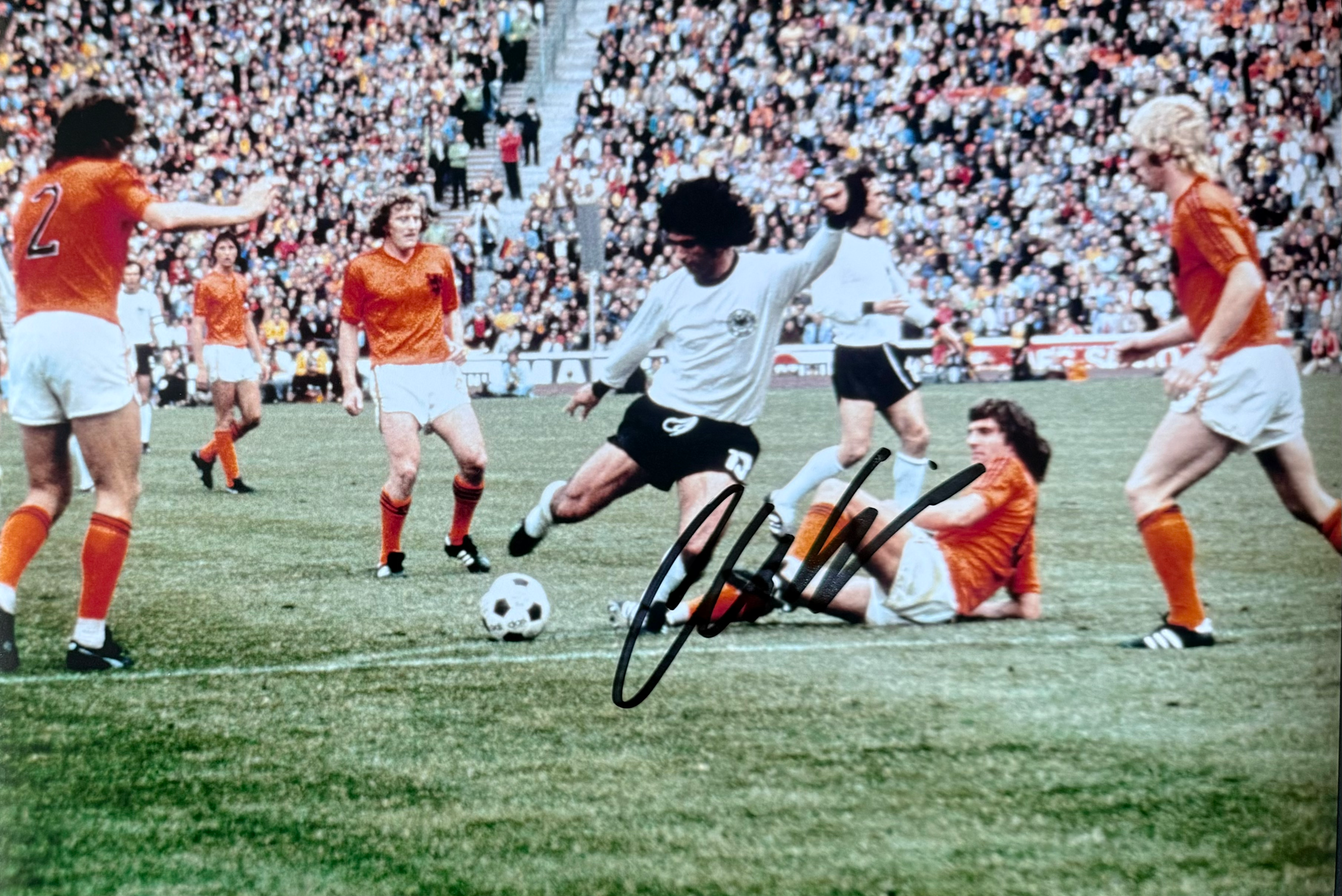 Gerd Müller Signed West Germany A4 Photo (6)