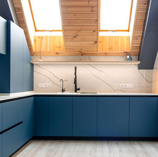 Clapham, SW4 – Corner Attic Kitchen in Scandinavian Blue