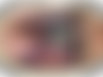 Poissons peints et sculptés dans une boîte de sardines en aluminium, œuvre d’Ortaire de Coupigny