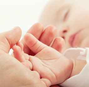 Hand des Schätzchens