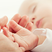 Main de bébé