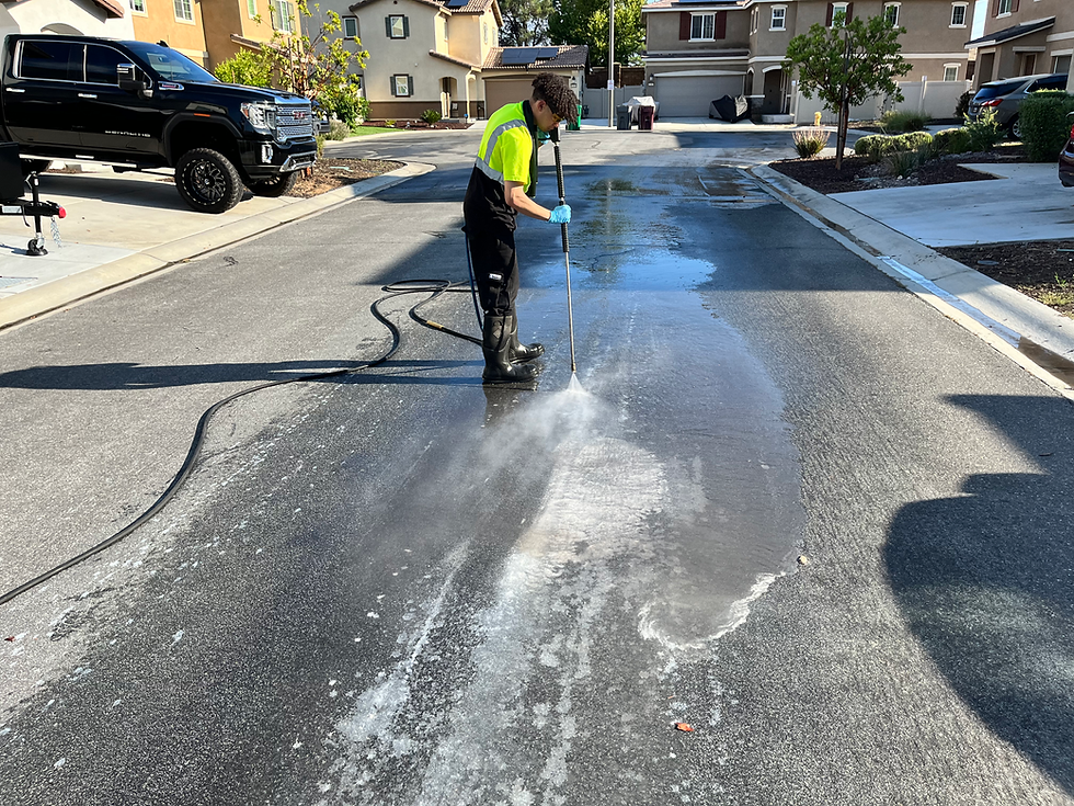 PRESSURE WASHING PAINT