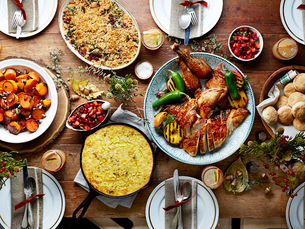 November/December 2021 Article, Healthy Holiday Eating: Simple Tips that’ll Save on those Hips!