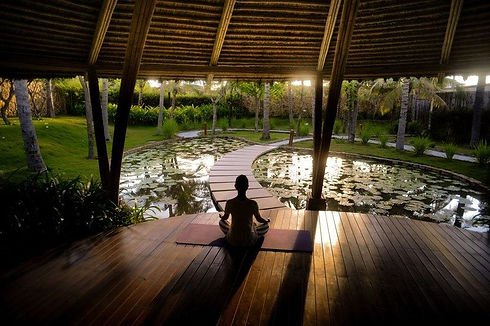 6 Stunning Outdoor Yoga Retreats Around