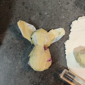 relleno con orejas para ciervo