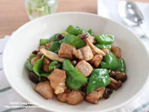 白いご飯のおかず♡【レシピ】豚肩肉とピーマンの甘辛炒め　お献立つき★