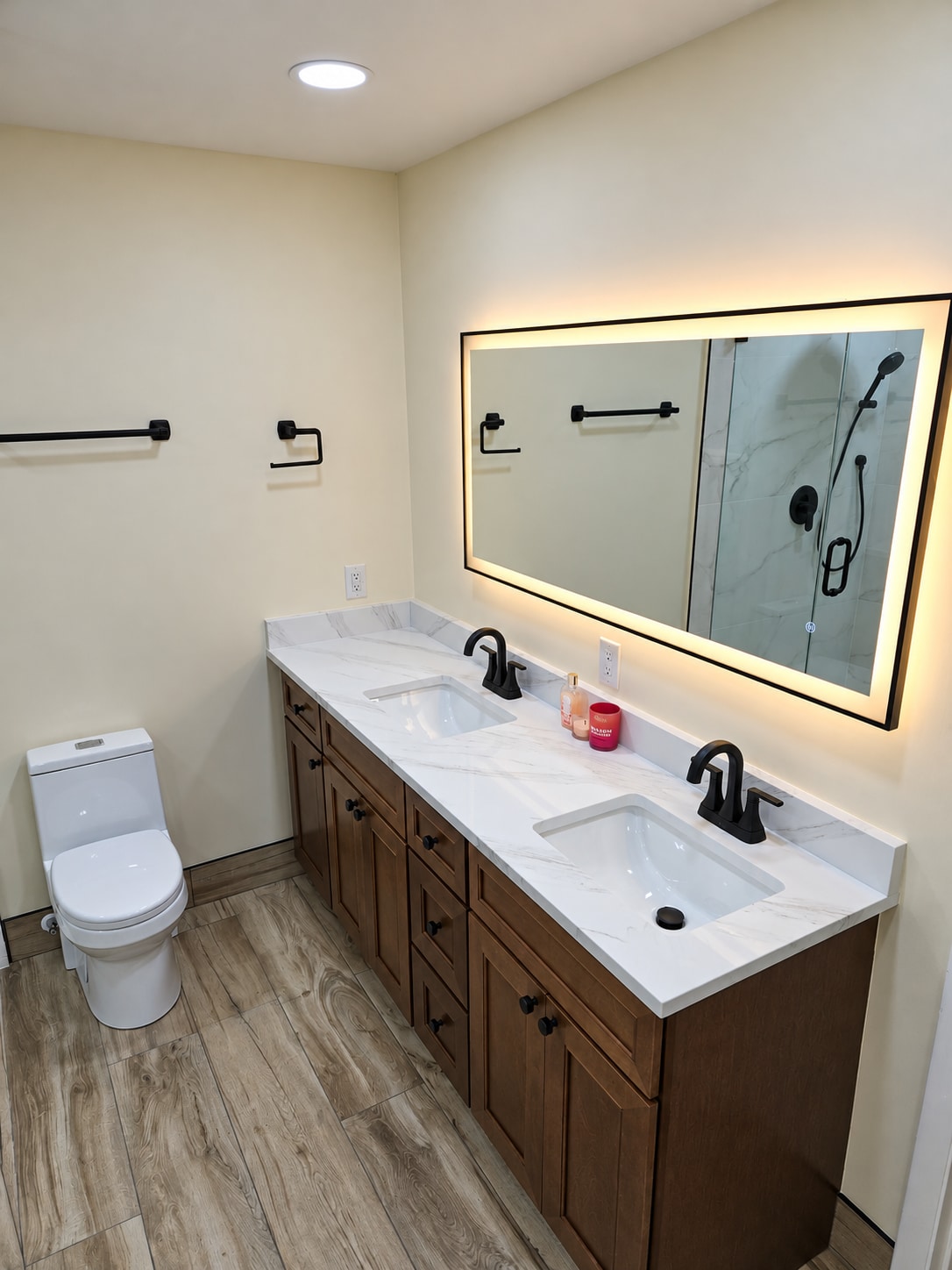 Tub, glass shower & double vanity — project view 2