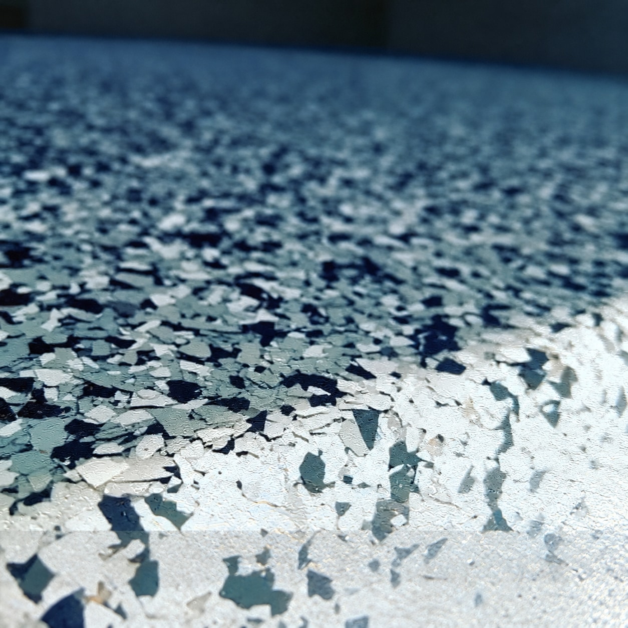 Flake floor finish & texture details — project view 3