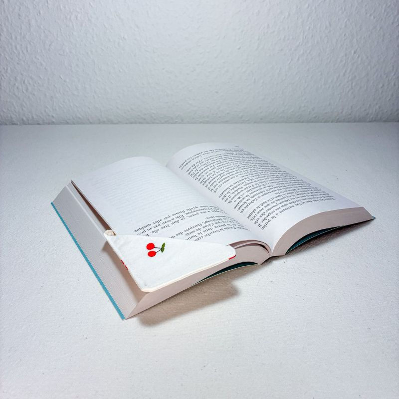 Thumbnail: Fabric bookmark