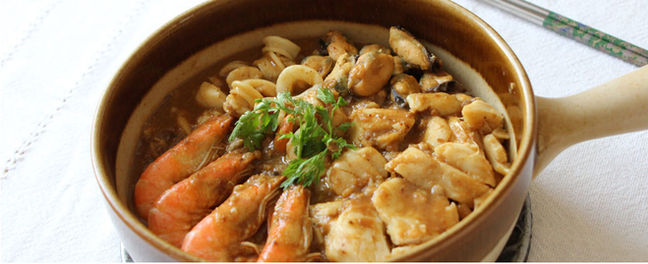Mixed Seafood Hotpot With Bean Vermicelli