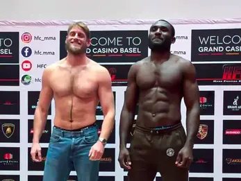 Ragnar perd son premier combat de MMA